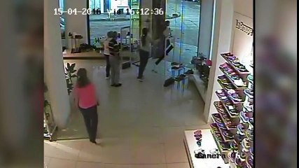 Une tornade détruit un magasin en quelques secondes en Uruguay