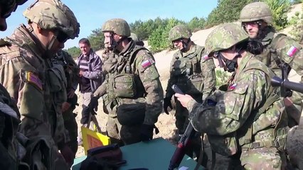 Скачать видео: BVP jackal, BVP-2 и M1128 Stryker U.S. & Slovakian Soldiers • Cross Weapons Training