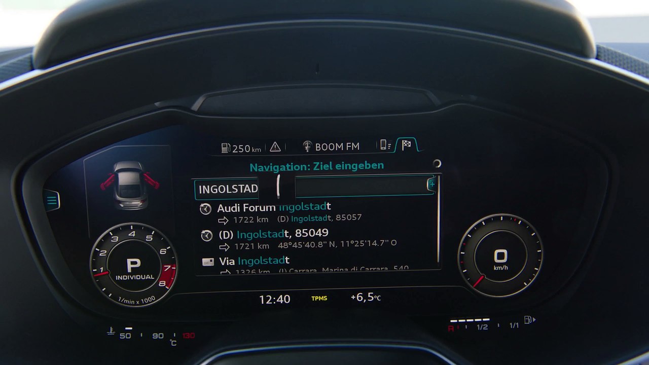 Dynamic duo - Audi TT RS Coupe and TT RS Roadster