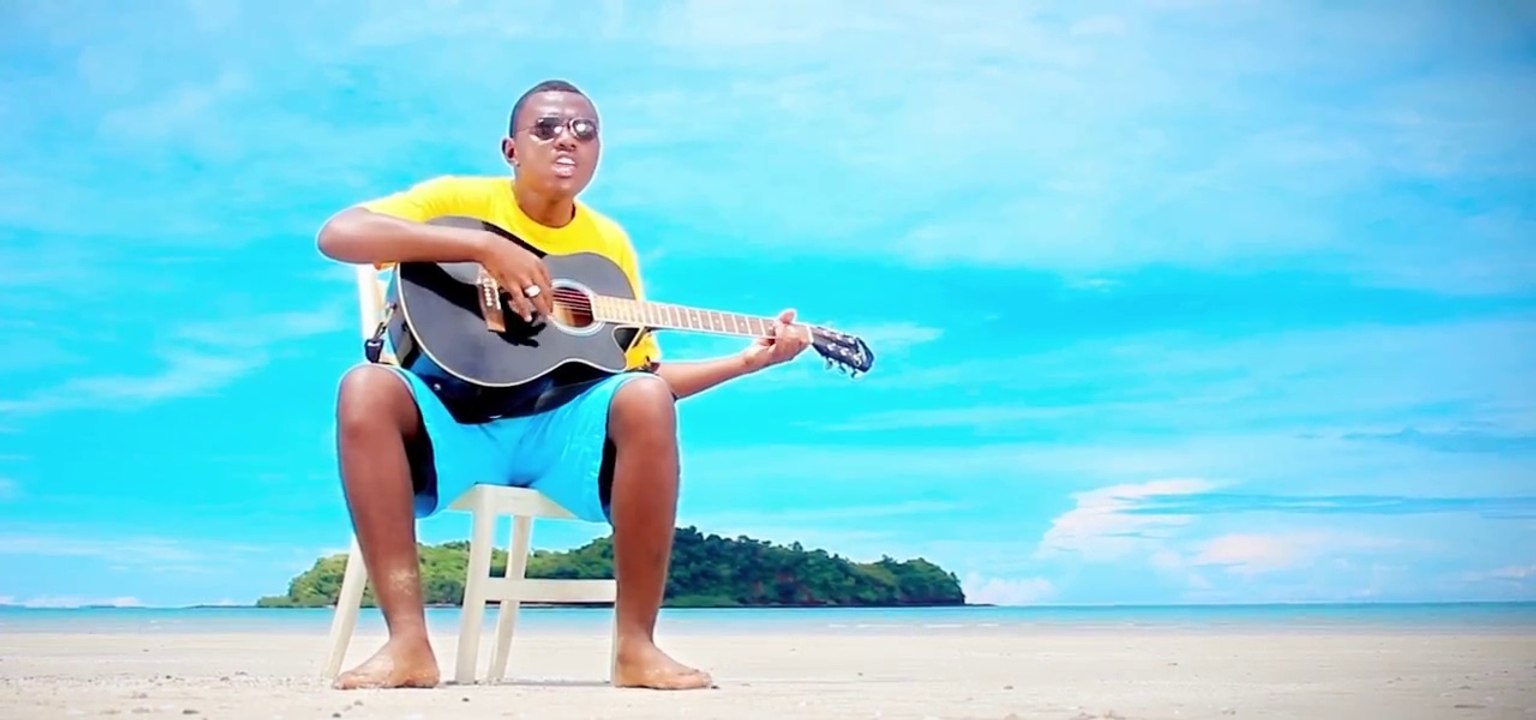 DAH   -   Aza atao manahiragna    (gasy HD 2016)