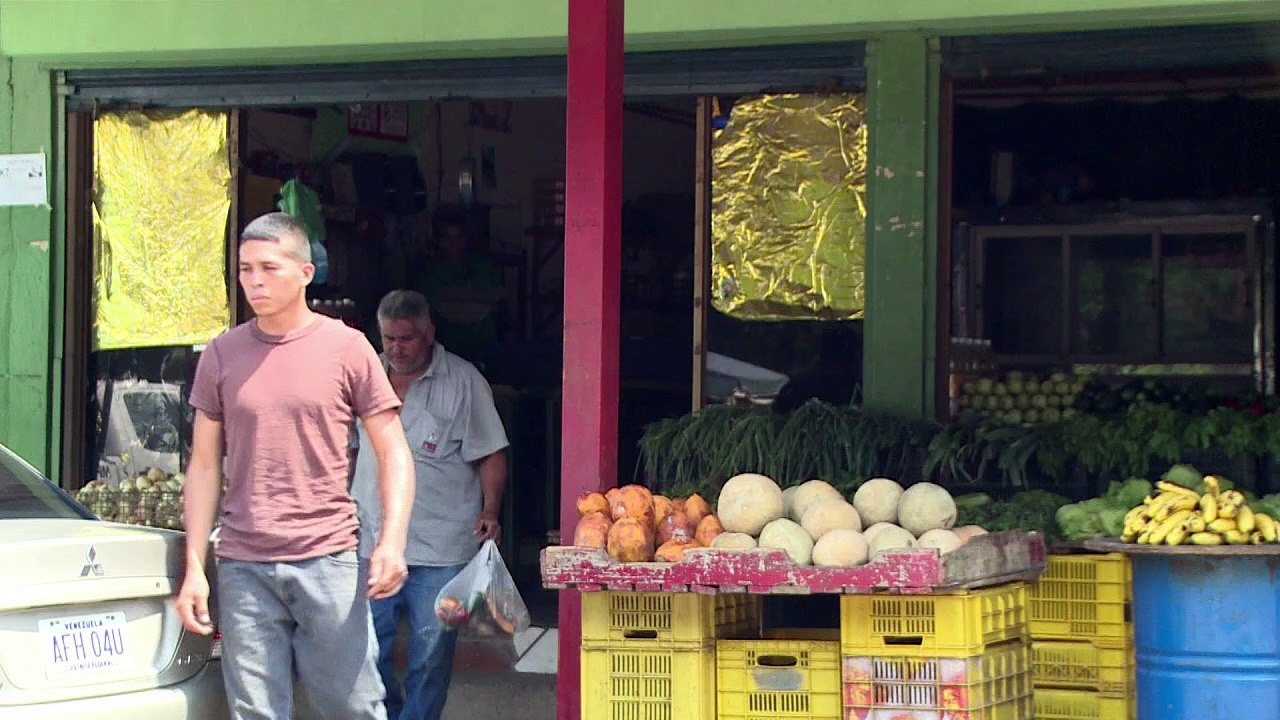 Venezolanos enfrentan apagones por sequía