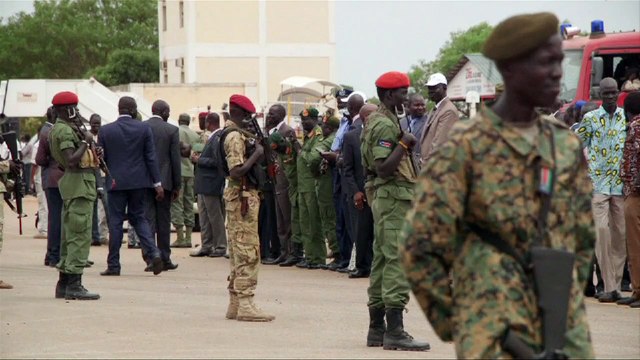 Soudan du Sud: le chef d'état-major rebelle arrive à Juba