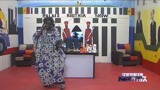 Regardez comment Fatou Sene a dénoncé Aida Mbodji - Kouthia show -25 Avril 2016