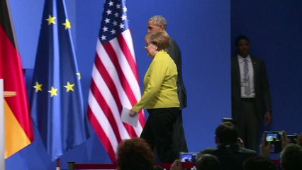 Merkel 'on right side of history' over pro-refugee stance: Obama