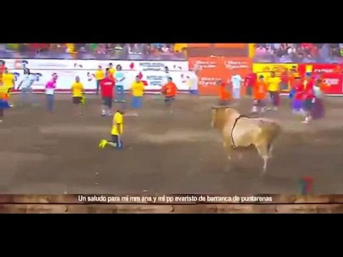 Raging bull punishes cocky bullfighter who mocks 450kg beast without a cape - Costa Rica