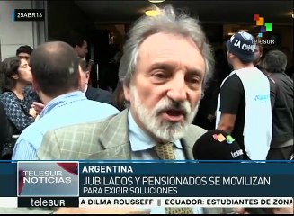 Jubilados argentinos preocupados por alza en servicios básicos