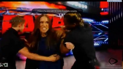 Shane se queda con RAW y bota a stephanie McMahon