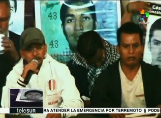 México: padres de los 43 denuncian que pruebas fueron "sembradas"