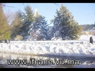 Maroc ifrane michlifen sous la neige!!!