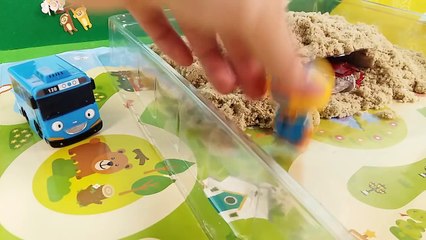 뽀로로와 크롱의 갑작스런 로봇 벌레 대결 ★뽀로로 장난감 애니