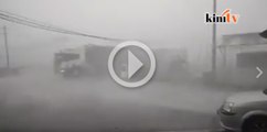 Video kejadian ribut di Tangkak, Johor