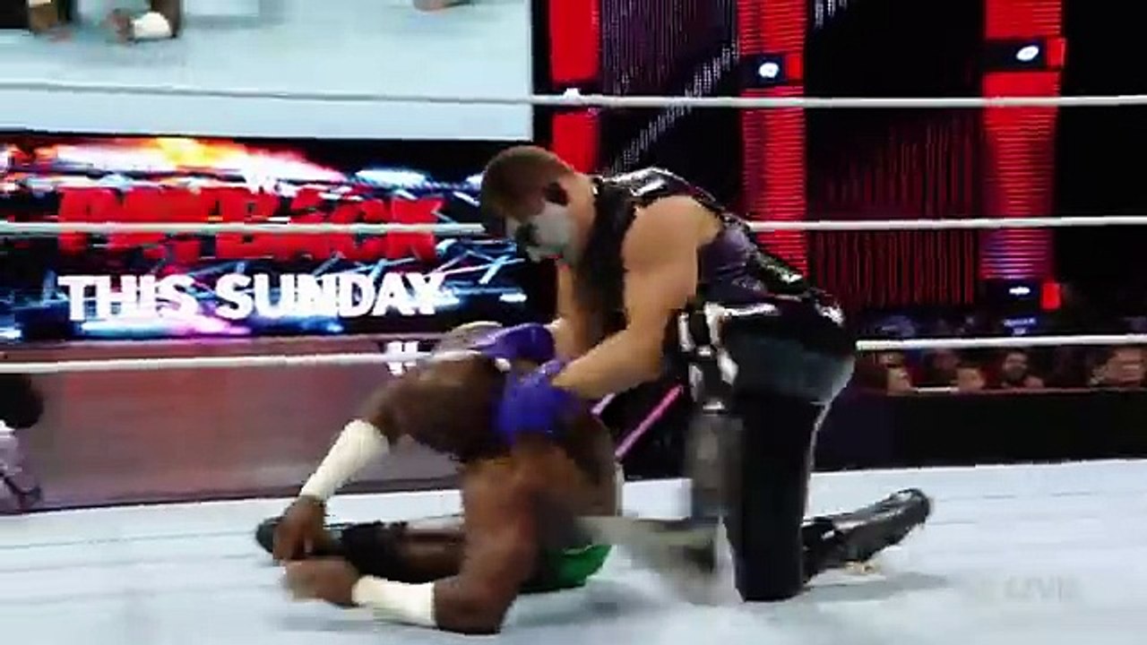 Apollo Crews vs. Stardust  Raw, April 25, 2016