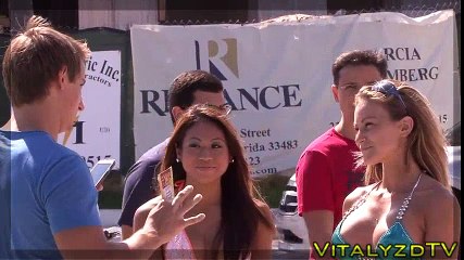 Cómo Recoger Las Chicas! Melanie y Daniela Versión sin Editar | HD