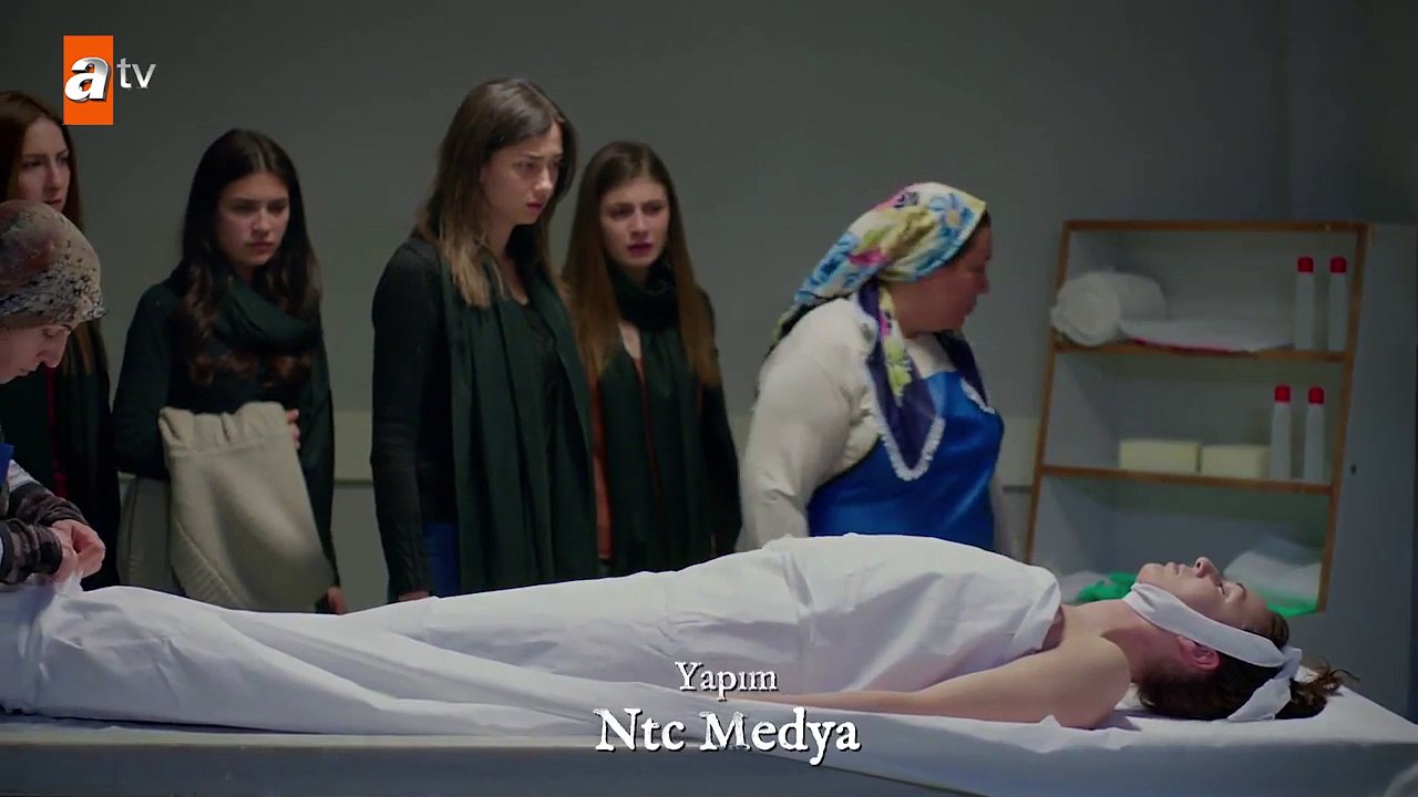 Kırgın Çiçekler 43.Bölüm - Nasıl kıydılar sana anne?