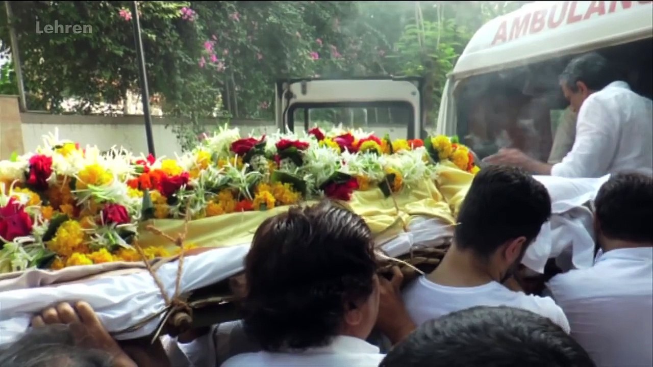 Abhay Deols Father & Dharmendras Brother Ajit Deols Funeral | Lehren Events