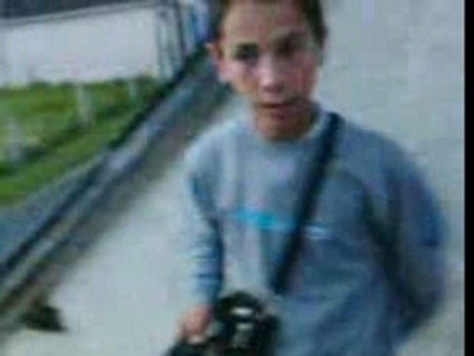 VID002