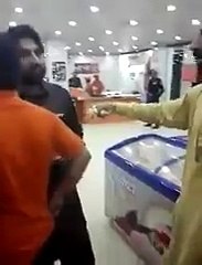Video Reveals Peoples Are Vomiting At Gourmet Bakers