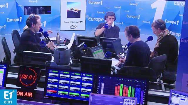 Sous-marins : la joie des salariés de DCNS à Cherbourg