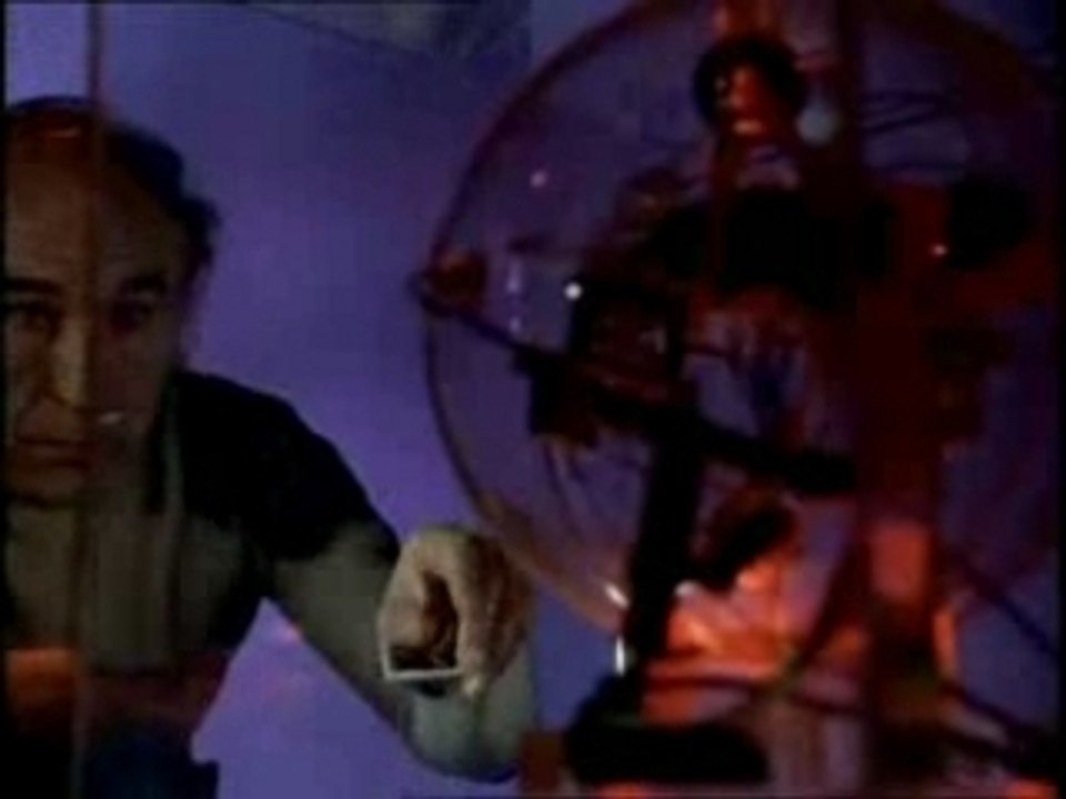 Cosmos 1999 - Generique -