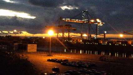 PORT EST RÉUNION,ACTIVITÉS NOCTURNES,25 AVRIL 2016.