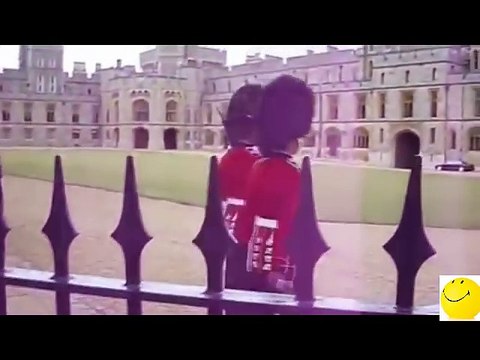 Приколы охраны королевы Англии - 1. Видео приколы