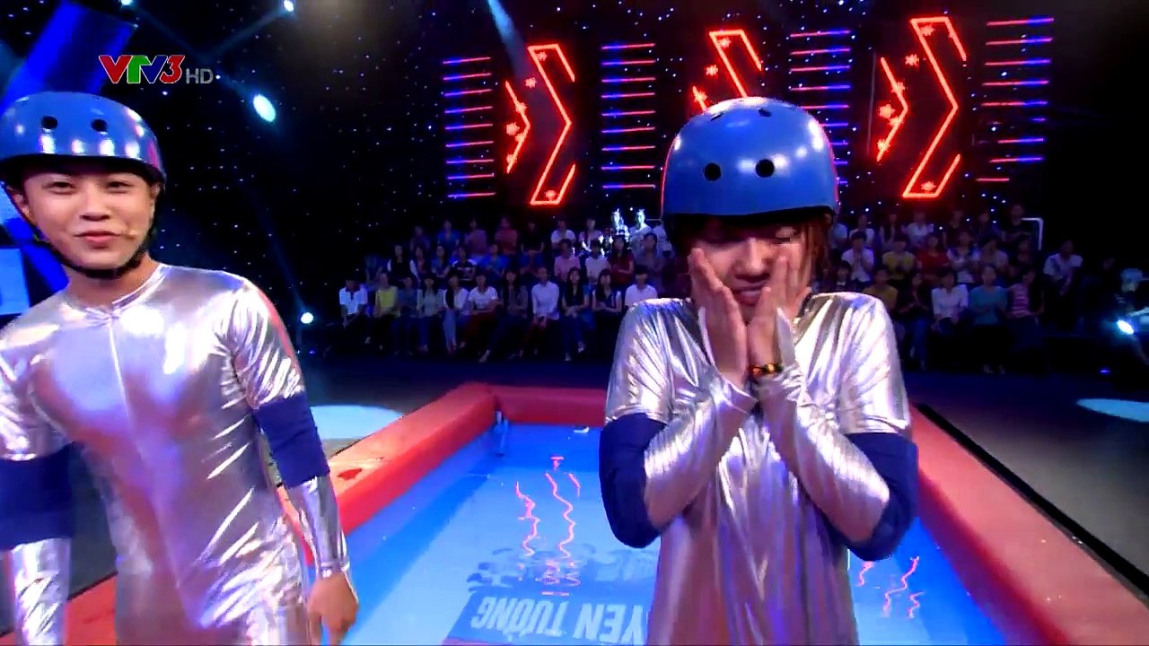 NGƯỜI ĐI XUYÊN TƯỜNG:TẬP 22–VÒNG TƯỜNG ĐÔI–ĐẮNG LÒ