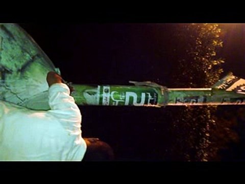 Pak Sarzameen Party Ke Karkunan Sherpao colony Ma 24 April Ke Jalsy Ke Poster Laga Rahy Hain.