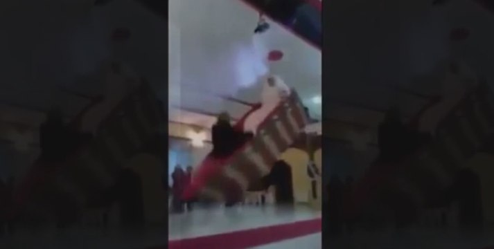 Turquie : L’entrée spectaculaire des mariés vire à la catastrophe (vidéo)