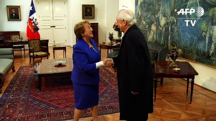 Presidenta Bachelet y Vargas Llosa se reúnen en Chile