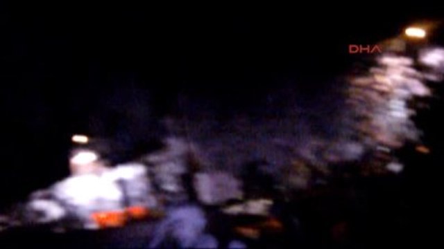 Çatıdan Çatıya Atlayarak Kaçmaya Çalışan Firari Mahkum Yakalandı