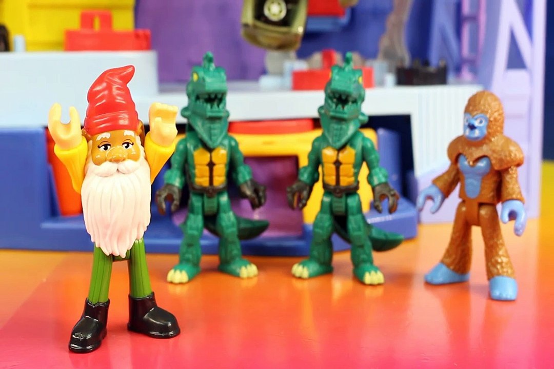 Disney Pixar Toy Story Combat Carl & Imaginext Army Figures Rescue Lightning McQueen Sully-Toy Car