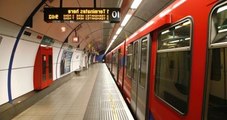 Metroda Cinsel İlişki Olayından 24 Saat Sonra Tuvalet Skandalı Yaşandı