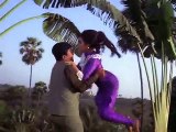 Gulaabi Aankhen - The Train - Bollywood Evergreen Song - Rajesh Khanna - Mohd Rafi