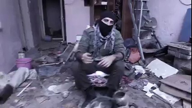 Harabeye dönen Sur'da korkunç klip: Allah için vurun peygamber için vurun