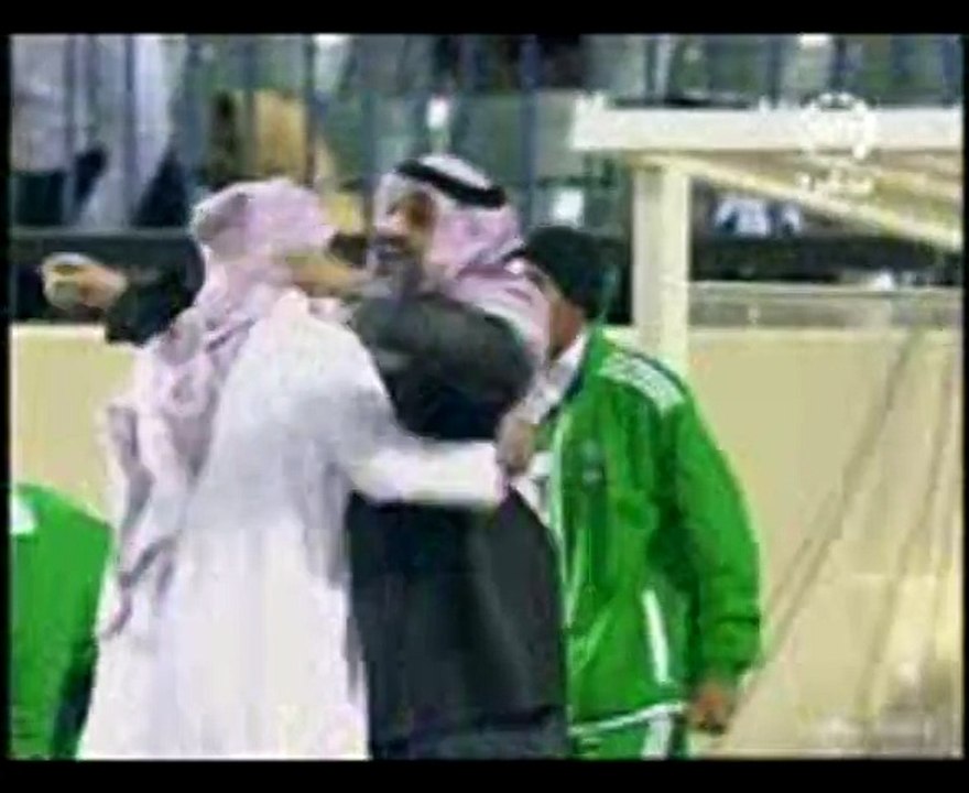هدف فيكتور لاعب الاهلي في مرمى الفتح بالنصف نهائي لكأس ولي العهد بصوت المعلق محمدالمسرحي