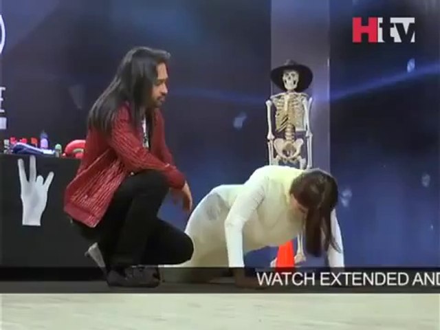 Girl Abuses Waqar Zaka For Rejecting Her In Audition