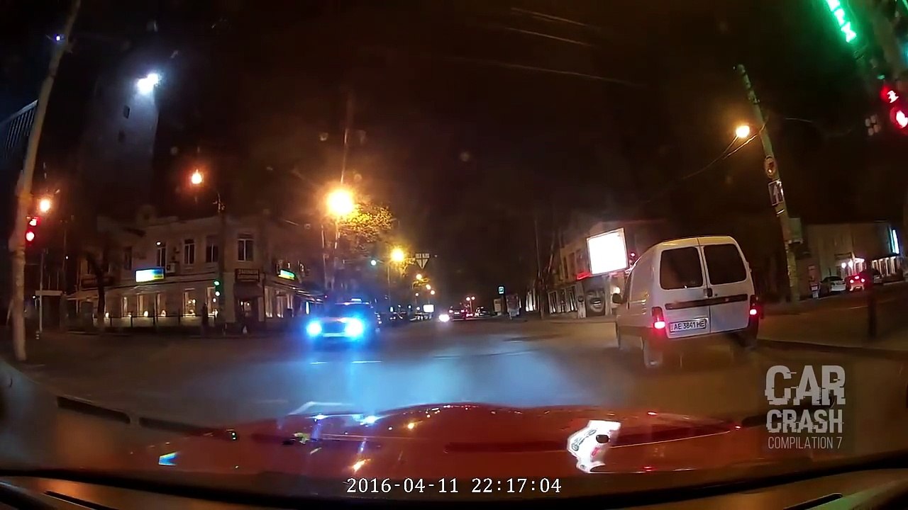 Car Crash Compilation # 704 - April 2016 (English Subtitles)