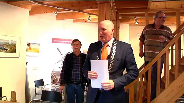 Drie oud Molenaars krijgen lintje - RTV Noord