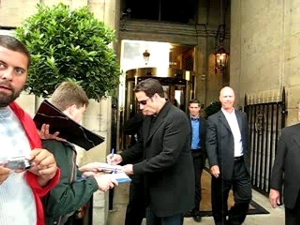 John TRAVOLTA