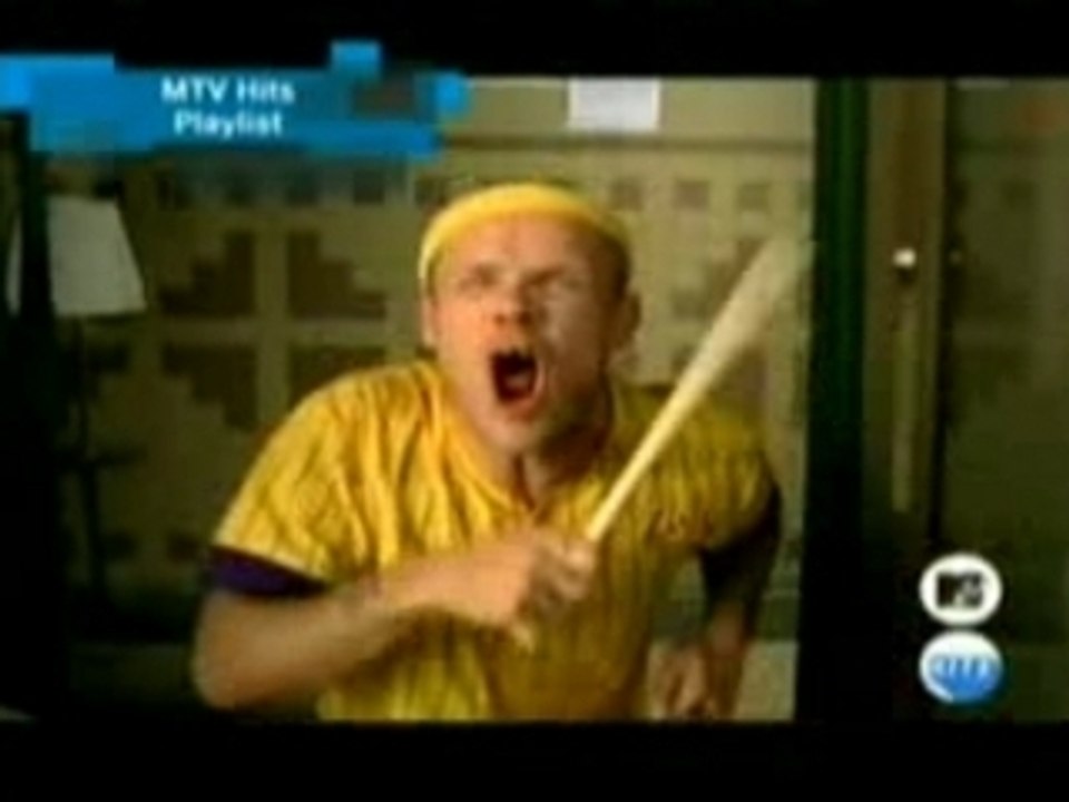 Red Hot Chili Peppers - Hump De Bump