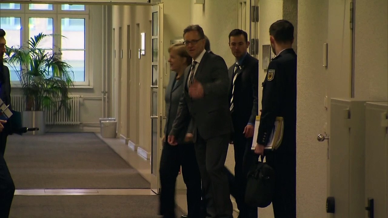 Merkel warnt vor gewaltbereiten Islamisten