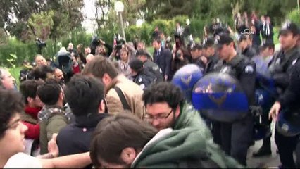 Turkish police break up religious constitution protest