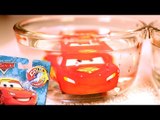Changing colors of Disney Cars with 2 bowls of water and so much fun!