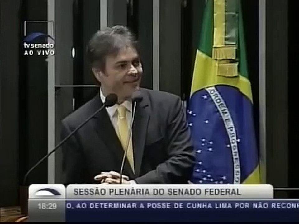 Cássio se defende de acusações de Santiago em discurso no Senado Federal