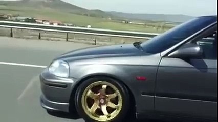 Honda Civic 1.6 ies vs Renault Clio rsi 1.8