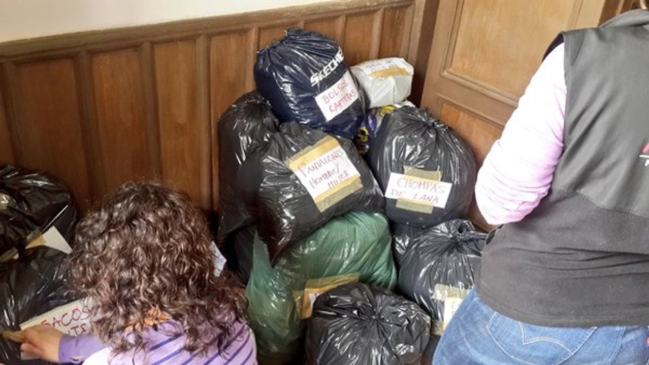 Donaciones a Pedernales siguen llegando