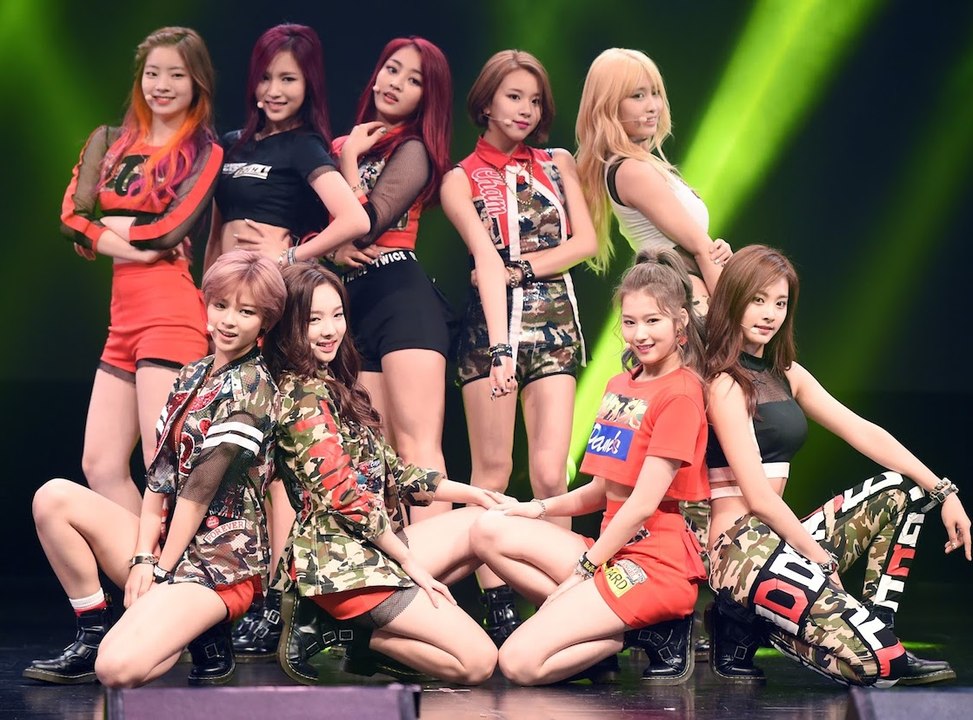 TWICE (트와이스 ) - EAGLE DANCE || fightingkathy