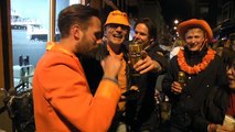 Koud en nat, maar gezellig: Koningsnacht 2016 in Stad - RTV Noord