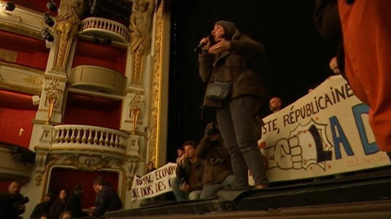 Négociations sur l'assurance chômage: les intermittents bloquent la Comédie Française - Le 27/04/2016 à 06h40