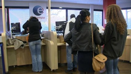 Download Video: Les députés prudents après les chiffres du chômage de mars - Le 27/04/2016 à 06h40